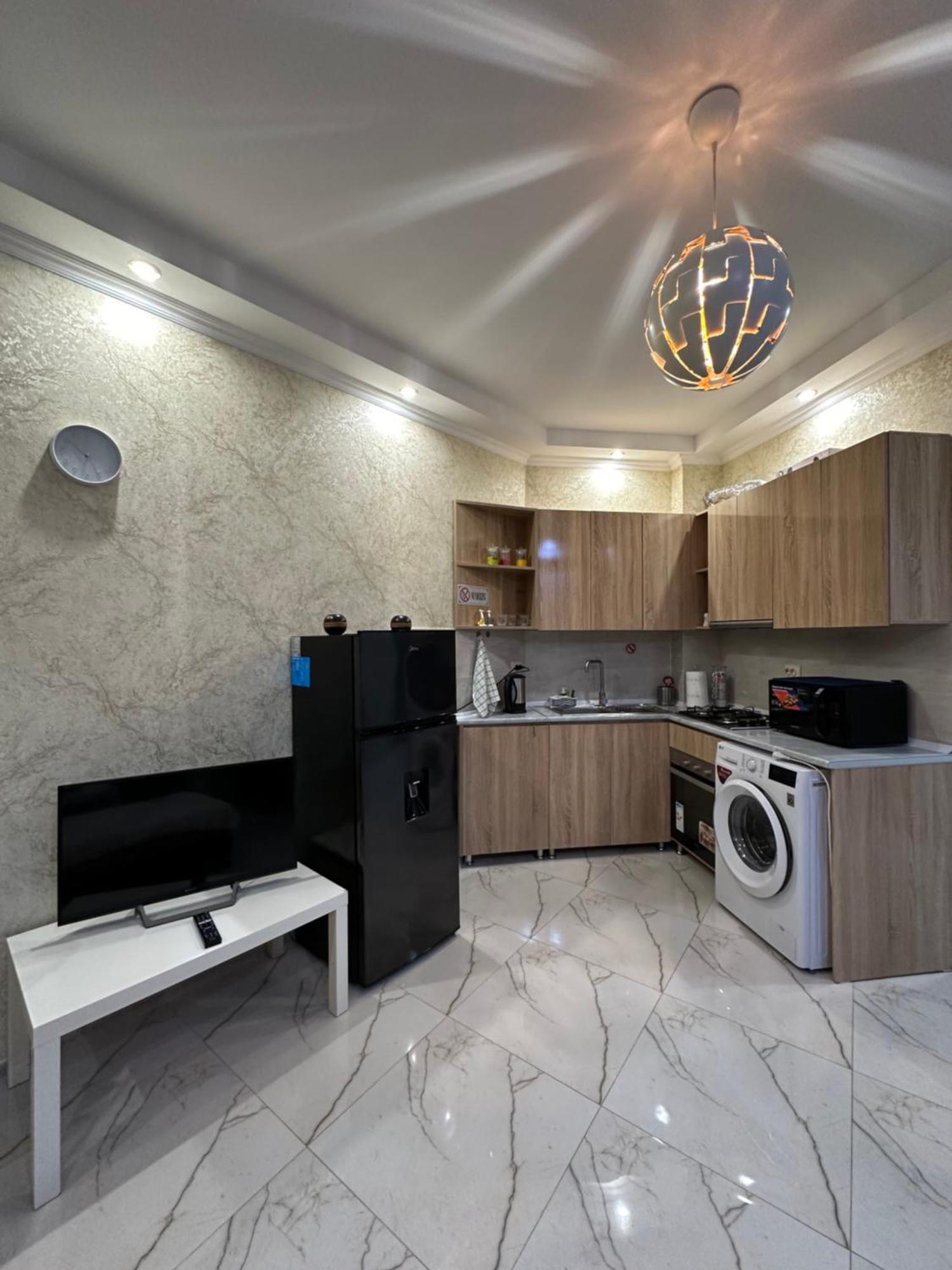 Rustaveli Apartment 113 คูทายสิ ภายนอก รูปภาพ