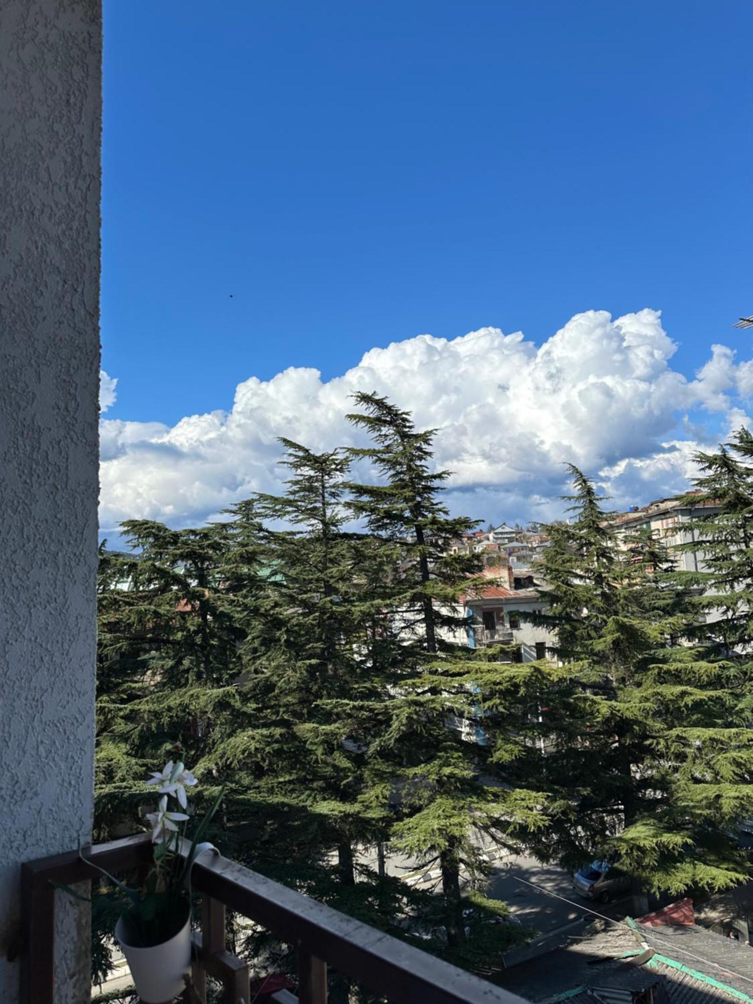 Rustaveli Apartment 113 คูทายสิ ภายนอก รูปภาพ